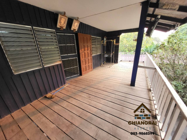 ขายที่ดินพร้อมสิ่งปลูกสร้าง ริมแม่น้ำกก ตรงข้ามร้านชีวิตธรรมดา 